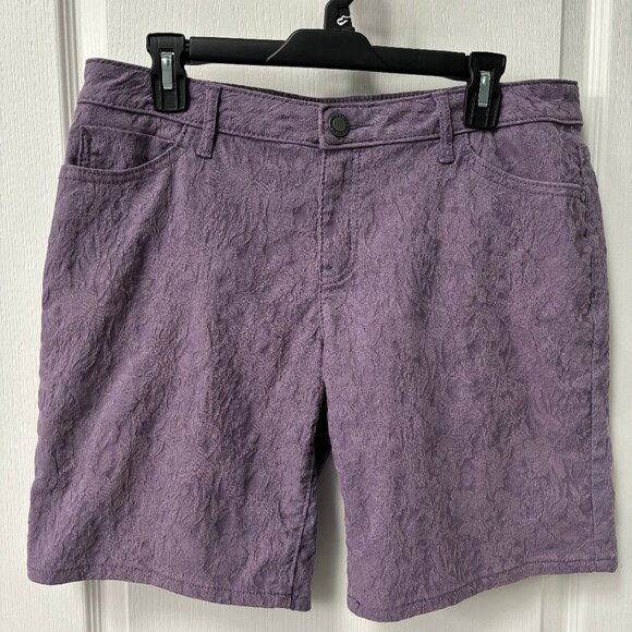 Womens SIMPLY VERA Vera Wang Floral Jacquard Denim Bermuda Shorts Size 8 Grape - Picture 1 of 7